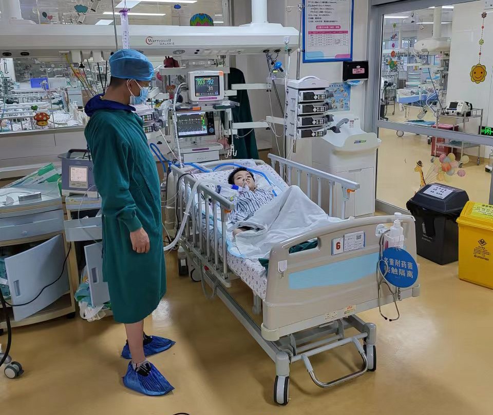 大理跨省救护车出租公司